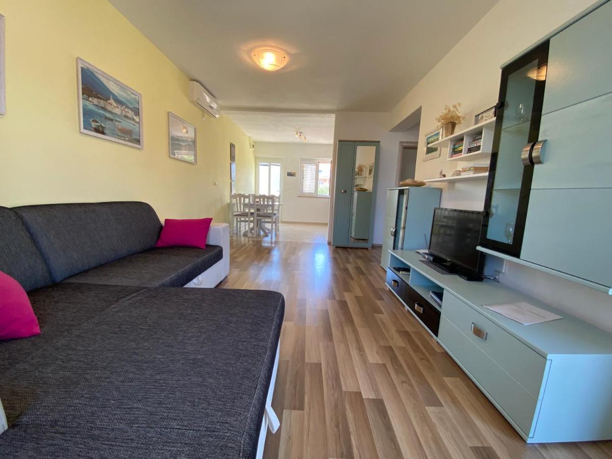 Apartments Lumbarda Beach Extérieur photo