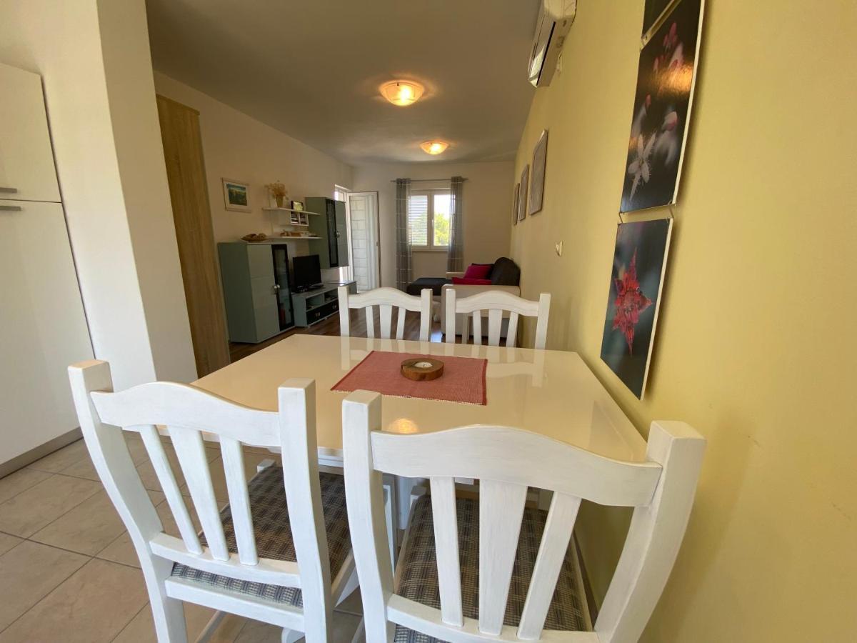 Apartments Lumbarda Beach Extérieur photo