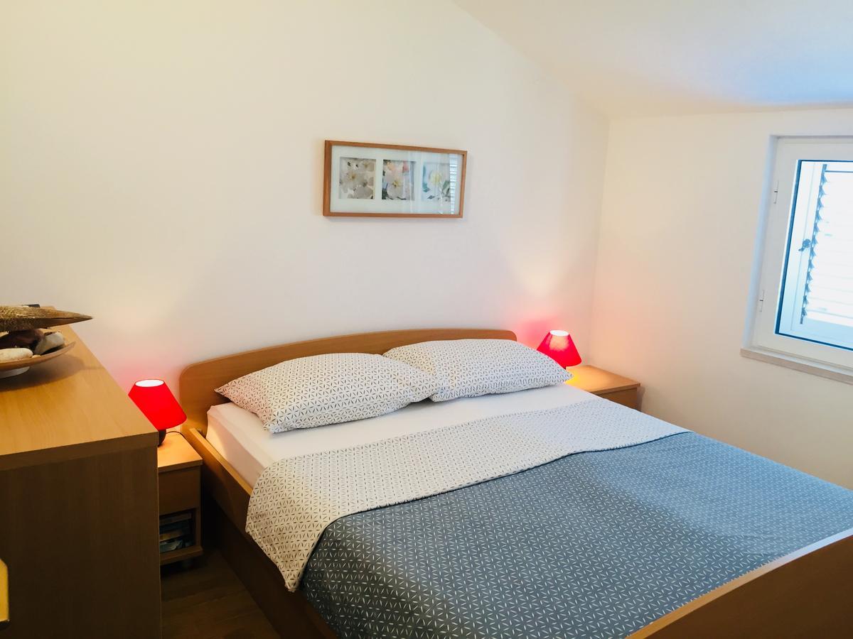 Apartments Lumbarda Beach Extérieur photo
