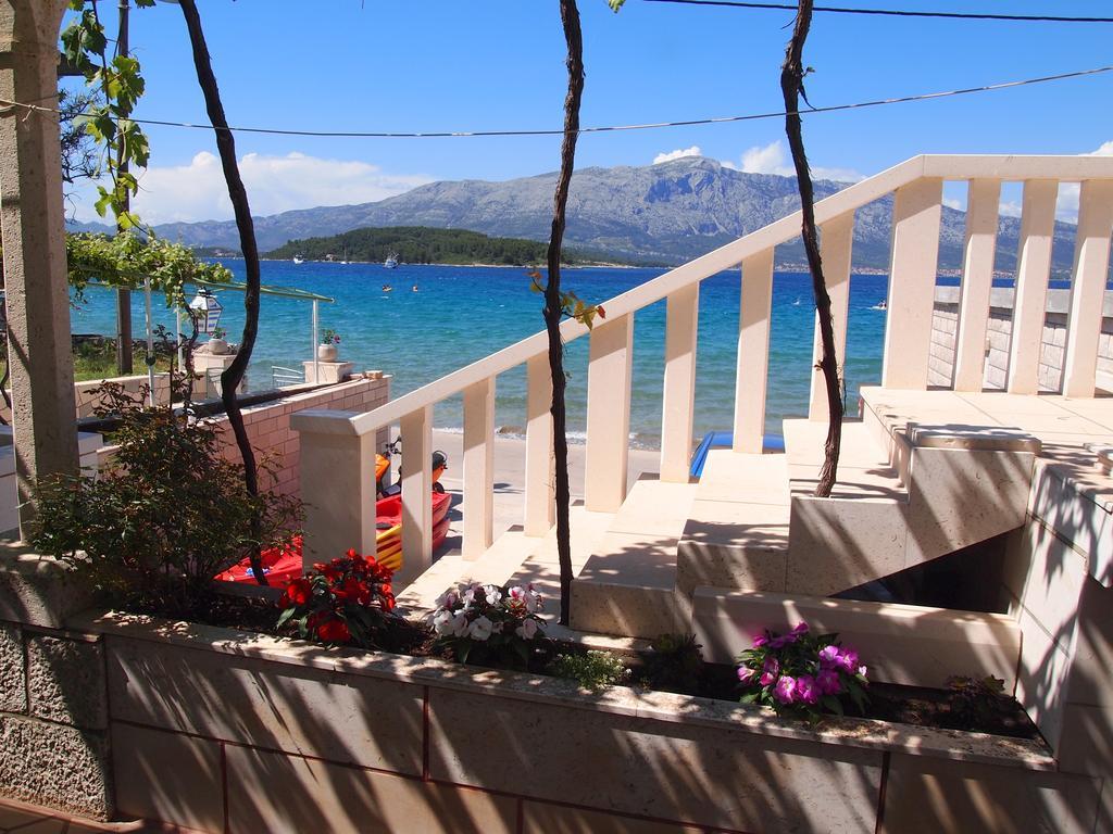Apartments Lumbarda Beach Extérieur photo