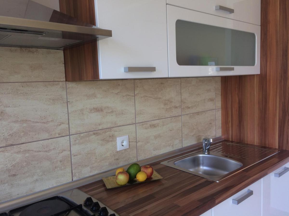 Apartments Lumbarda Beach Extérieur photo